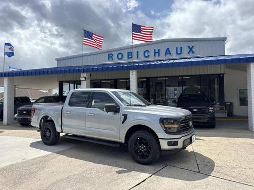 Iconic Silver Metallic 2026 Ford F-150 XLT