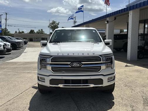 Star White 2026 Ford F-150 Platinum