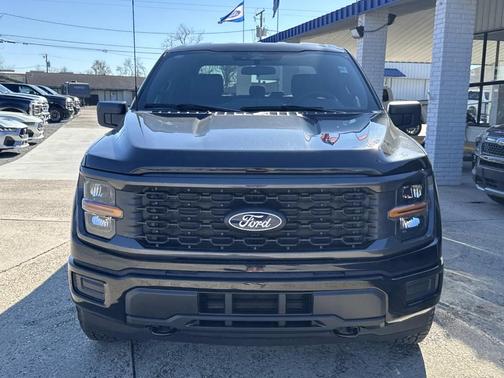 Agate Black Metallic 2026 Ford F-150 STX