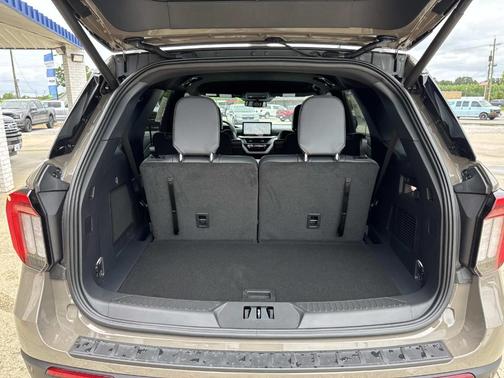 Gray 2026 Ford Explorer ST-Line