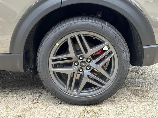 Gray 2026 Ford Explorer ST-Line
