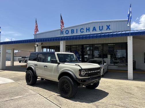 Desert Sand 2026 Ford Bronco Big Bend