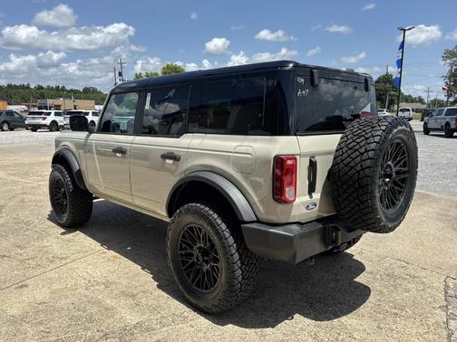 Desert Sand 2026 Ford Bronco Big Bend