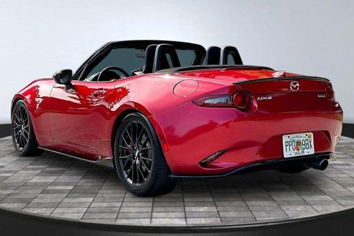 Soul Red Metallic 2016 Mazda MX-5 Miata Club