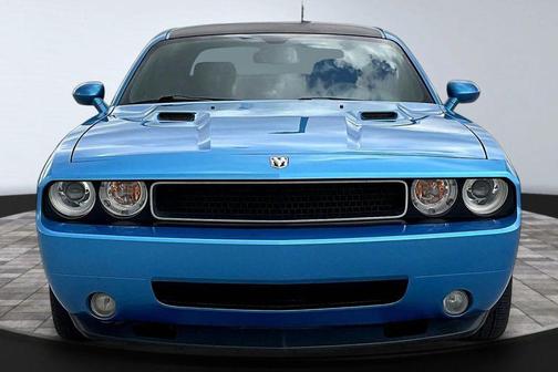 B5 Blue Pearlcoat 2010 Dodge Challenger SRT8