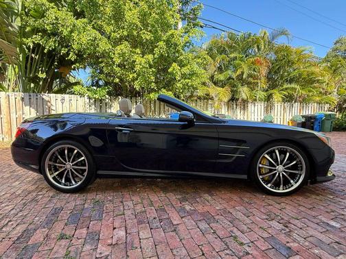 Lunar Blue Metallic 2013 Mercedes-Benz SL-Class SL 550 Roadster 2D
