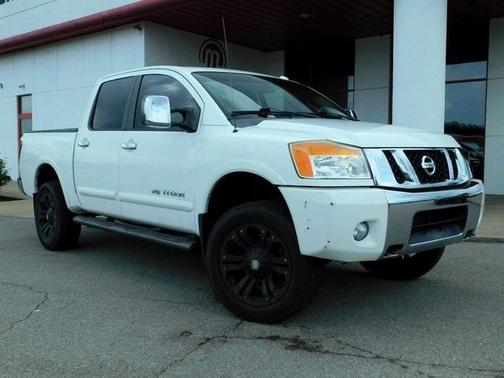 2012 Nissan Titan SL