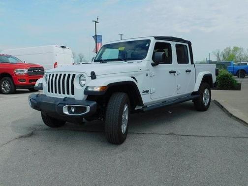 2021 Jeep Gladiator Sport