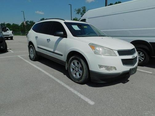 2011 Chevrolet Traverse LS