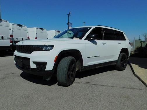 2023 Jeep Grand Cherokee L Laredo