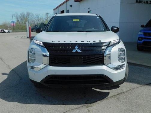2023 Mitsubishi Outlander SE Special Edition