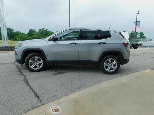 2023 Jeep Compass Sport