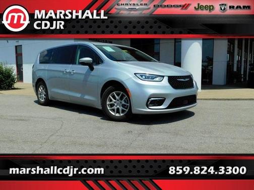 2023 Chrysler Pacifica Touring-L