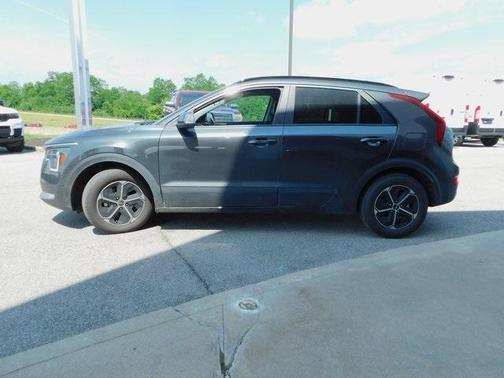 2025 Kia Niro EX