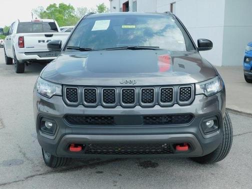 2023 Jeep Compass Trailhawk