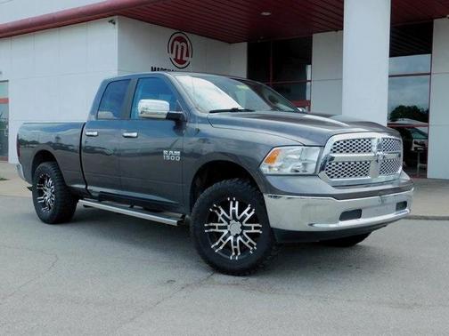 2017 RAM 1500 SLT