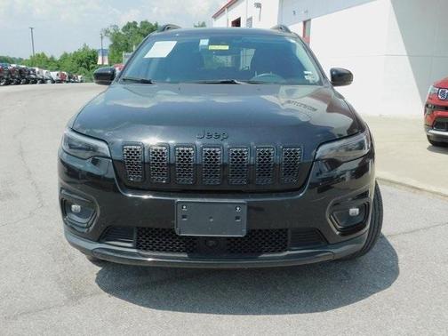 2023 Jeep Cherokee Altitude Lux