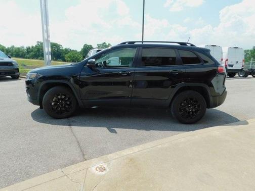 2023 Jeep Cherokee Altitude Lux
