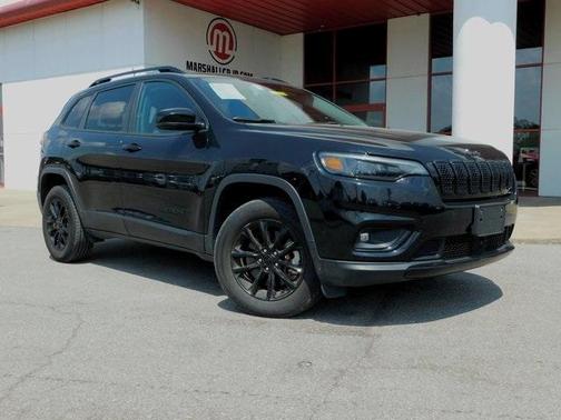 2023 Jeep Cherokee Altitude Lux