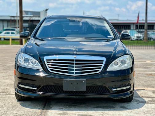 2013 Mercedes-Benz S-Class S 550 Sedan 4D