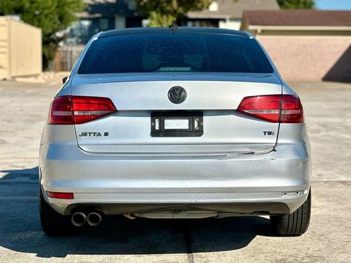 2015 Volkswagen Jetta Auto SE w/Connectivity
