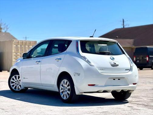 2014 Nissan Leaf S
