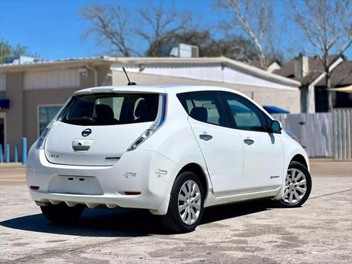 2014 Nissan Leaf S