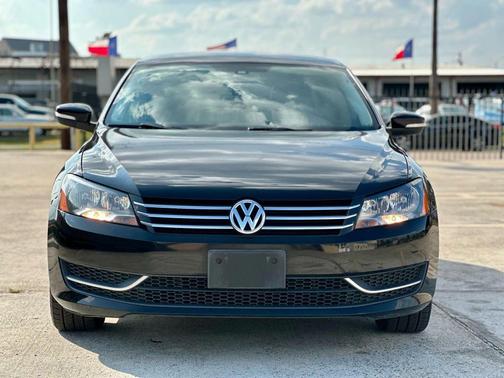 2013 Volkswagen Passat 2.5 SE
