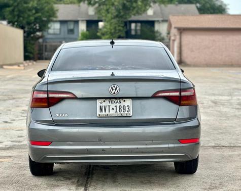 Platinum Gray Metallic 2019 Volkswagen Jetta 1.4T S