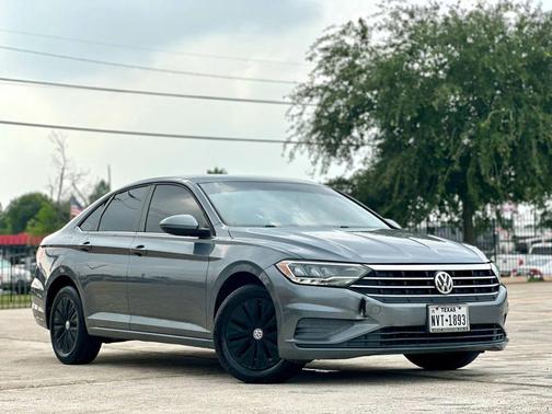 Platinum Gray Metallic 2019 Volkswagen Jetta 1.4T S