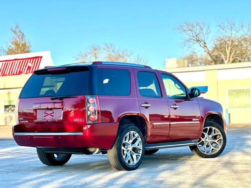 2012 GMC Yukon Denali