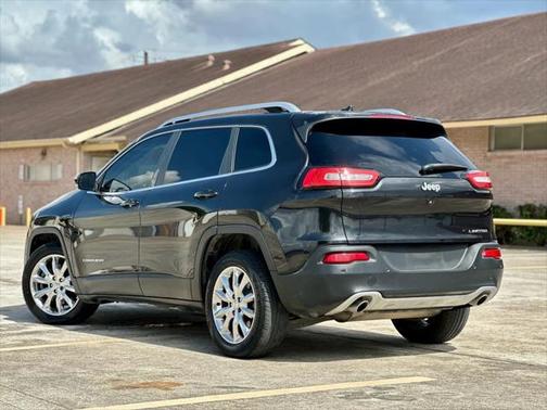 2014 Jeep Cherokee Sport