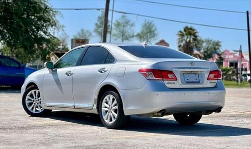 2010 Lexus ES 350 Base
