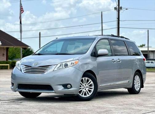 2014 Toyota Sienna XLE