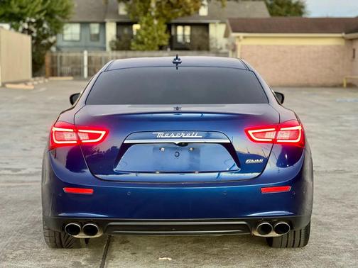 2017 Maserati Ghibli Base