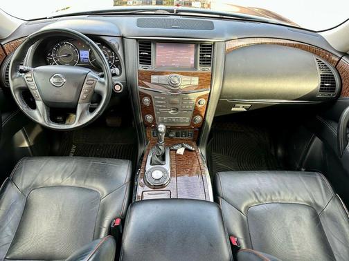 2017 Nissan Armada SL