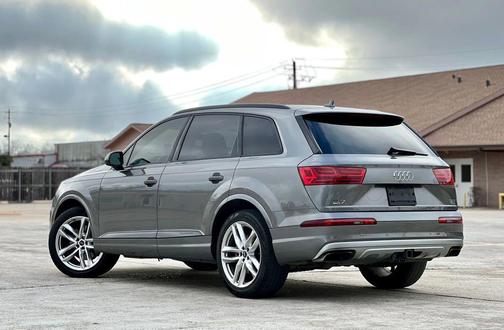 2017 Audi Q7 3.0T Prestige