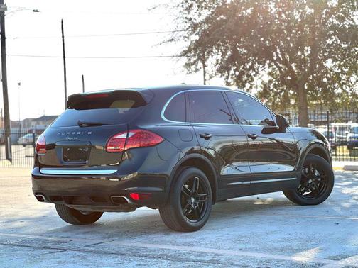 2011 Porsche Cayenne Cayenne