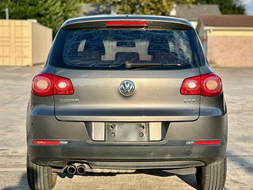 2011 Volkswagen Tiguan S
