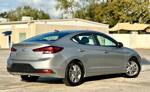 2020 Hyundai ELANTRA Value Edition