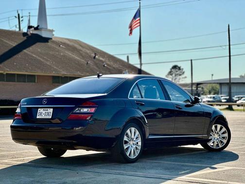 2009 Mercedes-Benz S-Class S 550 Sedan 4D