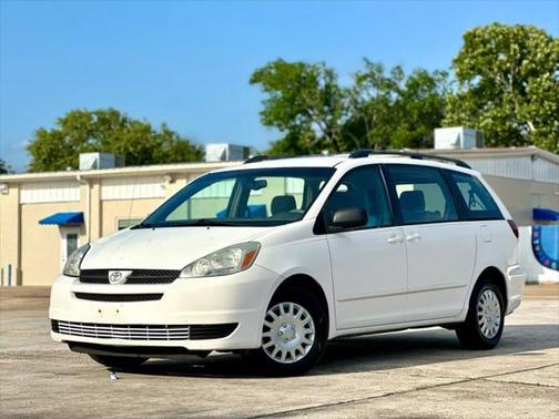 2005 Toyota Sienna CE