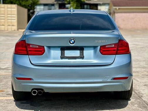 2014 BMW 328 328i Sedan 4D