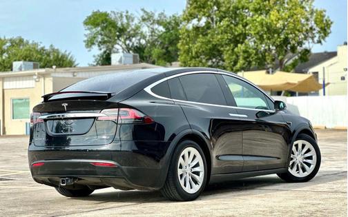 2018 Tesla Model X 75D