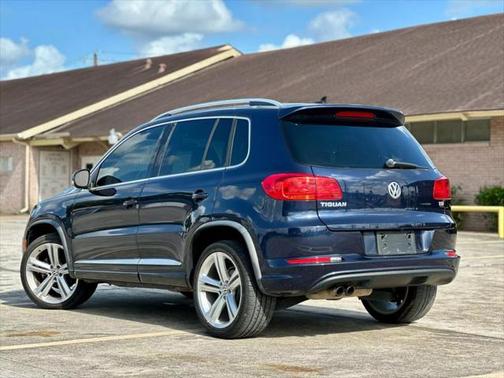2016 Volkswagen Tiguan R-Line