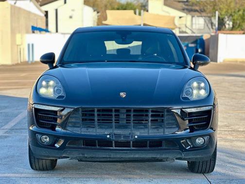 2016 Porsche Macan S