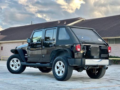 2015 Jeep Wrangler Unlimited Sahara