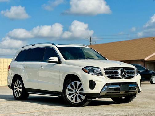 White 2017 Mercedes-Benz GLS 450 4MATIC