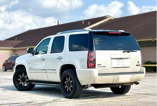 2012 GMC Yukon Denali