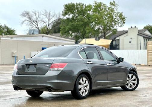 Polished Metal Metallic 2010 Honda Accord EX-L